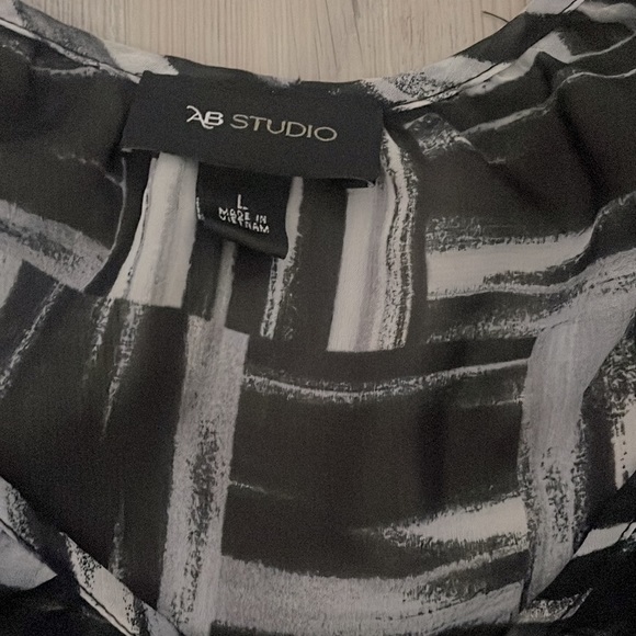 AB Studio, size large, peplum style - Picture 2 of 5